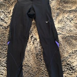 Nike leggings with zipper on bottom